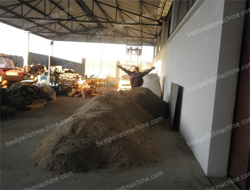 logs for pellet plant